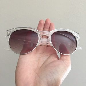 TRANSPARENT SUNGLASSES